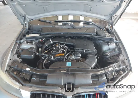 2011 BMW 335 I z USA, uszkodzony, nr VIN WBAPM5C56BE435051